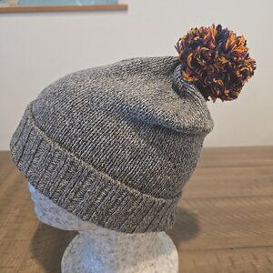 Hollister Beanie Hat Pom Pom Ball Adult One Size Gray Logo Outdoors